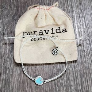 Pura vida Wave Cameo charm bracelet